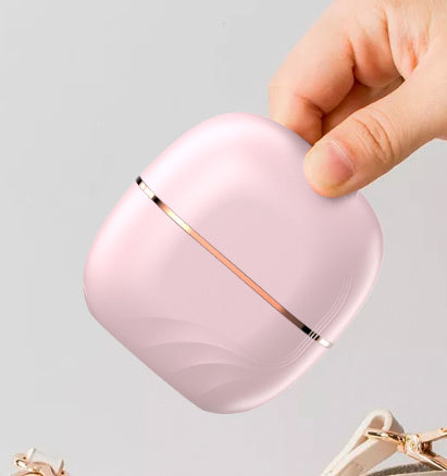 Portable Wireless Mini Hair Straightening Comb — Fast Heating, Safe Hair Care, Travel-Friendly Styler